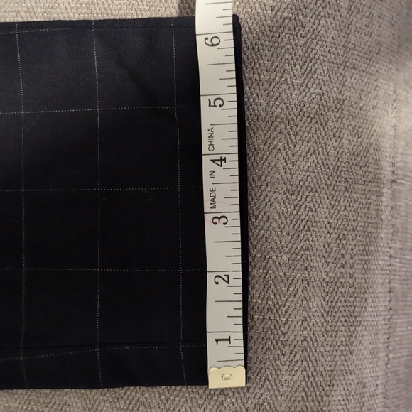 Uniqlo Navy Windowpane Ankle Pants - Picture 6 of 6